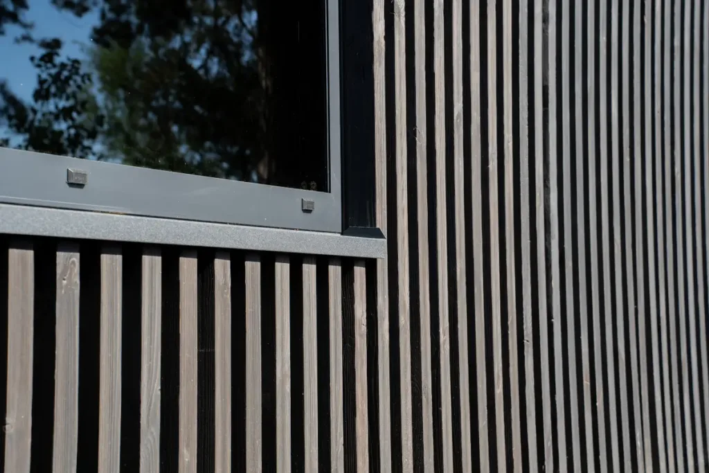 Vertical Exterior Wood Cladding – A Modern Solution for the Façade